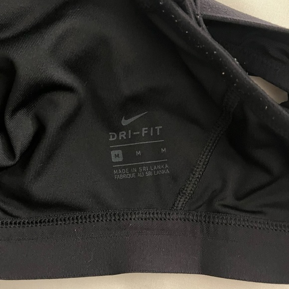 Nike Sports Training Bra - Picture 3 of 3